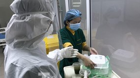 Ca bệnh Covid-19 thứ 122 và 123 tại Việt Nam đều là phụ nữ, về từ nước ngoài
