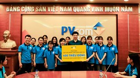 PVcomBank tặng 400 triệu đồng hỗ trợ sinh viên khó khăn mùa dịch