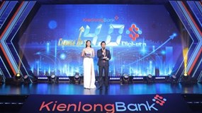 Mãn nhãn với chương trình biểu diễn nghệ thuật tại sự kiện kỷ niệm 26 năm KienlongBank