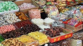 Bánh kẹo handmade tràn lan dịp Tết: Chất lượng liệu được đảm bảo?