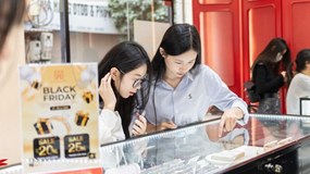 Giá vàng hôm nay 3/2: Vàng miếng neo ở mức 166 triệu/lượng