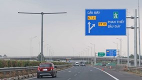 Thu phí sử dụng đường bộ tại 5 tuyến cao tốc Bắc - Nam do nhà nước đầu tư từ 1/3