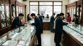 Giá bạc hôm nay 15/2: Trong nước đi ngang, thế giới điều chỉnh nhẹ