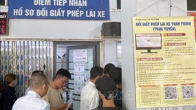 Người dân có thể tới công an xã, phường để cấp đổi giấy phép lái xe