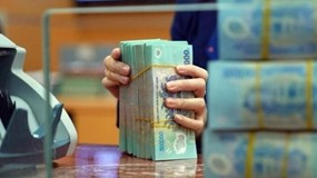 Loạt ngân hàng tiếp tục hạ lãi suất huy động