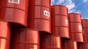 Giá dầu tăng mạnh nhất trong 1 năm qua sau thông báo cắt giảm sản lượng của OPEC+