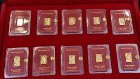 Giá vàng hôm nay 7/4: Vàng nhẫn tiếp đà lao dốc