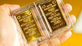 Giá vàng 'tăng sốc' đầu tuần, vượt kỳ vọng của nhà đầu tư