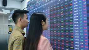 VIC - VHM không đủ sức nâng đỡ thị trường, VN-Index chuyển đỏ