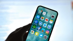Apple sẽ ra mắt iPhone có màn hình tràn viền hoàn toàn vào năm 2024