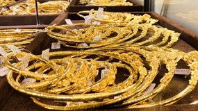 Giá vàng đồng loạt quay đầu giảm mạnh