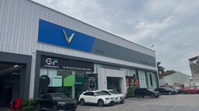 Ô tô Âu Lạc bị khách hàng 'tố' chậm bàn giao hồ sơ xe