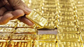 USD giảm nhanh, giá thế giới vàng tăng vọt