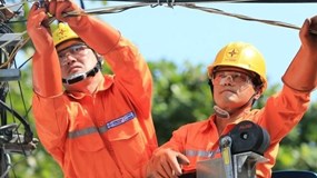 Bộ Công Thương lên tiếng việc giá điện phải “cõng” khoản lỗ của EVN