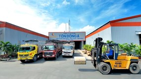 Tôn Đông Á sụt giảm lợi nhuận, khách hàng lớn nợ hàng trăm tỷ đồng