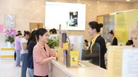 FiinRatings lần đầu xếp hạng tín nhiệm dài hạn Nam A Bank ở mức “A-” với Triển vọng “Ổn định”