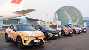 Chạy VinFast VF 7 vượt bão, người dùng Việt khẳng định: “ADAS phản ứng chuẩn xác, đây là chiếc xe đáng tin cậy”