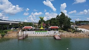 Những huyền thoại bất tử bên dòng sông xanh Long Đại