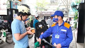 Giá xăng có thể tăng nhẹ vào chiều mai