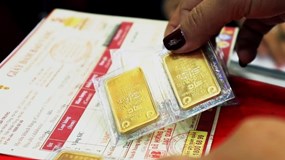 Giá vàng hôm nay 22/10/2025: Giá vàng đổi hướng bất ngờ