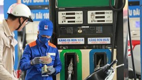 Giá xăng dầu hôm nay 27/10: Giá nhiên liệu lao dốc, xăng dầu cùng giảm