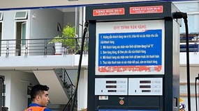 Giá xăng dầu hôm nay 28/10: Tiếp tục giảm