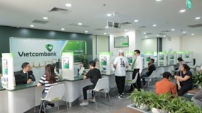 Lợi nhuận Vietcombank tăng, nợ xấu nhích lên