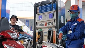 Ngày mai (20/11), giá xăng sẽ tăng lần thứ 2 liên tiếp?