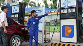 Giá xăng có thể giảm lần thứ 4 liên tiếp vào chiều nay