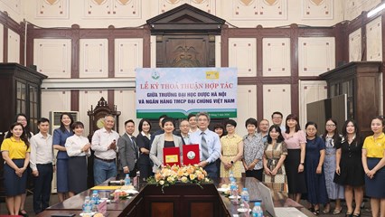 PVcomBank và Trường Đại học Dược Hà Nội hợp tác phát triển hệ sinh thái tài chính giáo dục