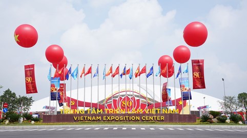 Vingroup ghi dấu ấn kiến tạo tại triển lãm "Thành tựu đất nước: 80 năm Hành trình Độc lập - Tự do - Hạnh phúc"