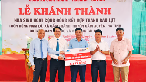 HDBank, Sovico trao tặng 3 nhà cộng đồng tránh lũ trị giá 6,1 tỷ đồng cho tỉnh Hà Tĩnh