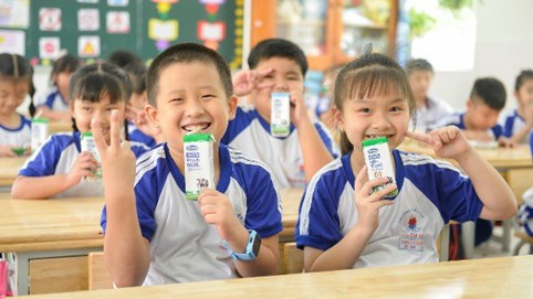 Niềm vui uống sữa học đường an toàn tại TP.HCM