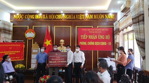 Tập đoàn DOJI và TP Bank ủng hộ Tỉnh Quảng Nam 2 tỷ đồng chống dịch Covid-19