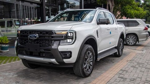 Giảm 6 triệu đồng lệ phí đăng ký ô tô ở Hà Nội và TP.HCM