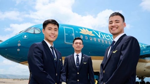 Vietnam Airlines lãi hơn 8.450 tỷ đồng