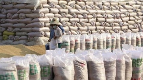 Gạo, thuốc lá nhập khẩu từ Campuchia được hưởng thuế nhập khẩu ưu đãi