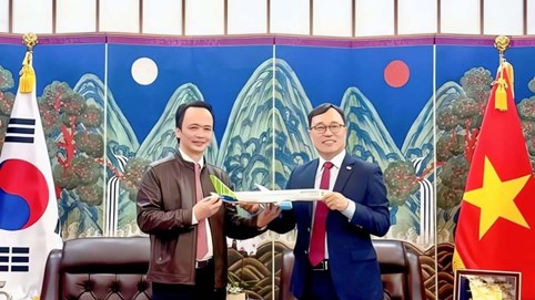 Ông Trịnh Văn Quyết tái xuất, cổ phiếu hệ sinh thái FLC giờ ra sao?