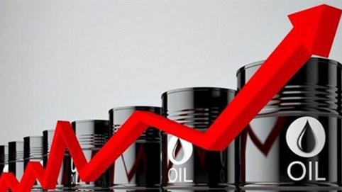 Giá dầu hôm nay leo dốc mạnh