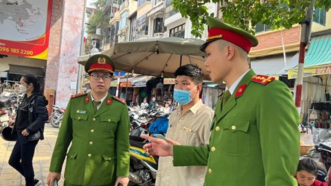Hà Nội: Phát hiện Công ty không phát vé trông xe, thu tiền quá quy định