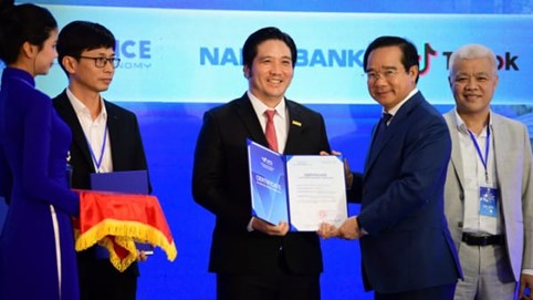 Tp.HCM ra mắt Trung tâm Tài chính Quốc tế, Nam A Bank chính thức là nhà đầu tư chiến lược