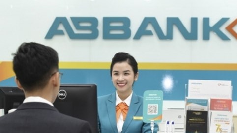 Lợi nhuận quý 4/2022 của ABBank giảm hơn 320 tỷ, nợ có khả năng mất vốn vọt lên 1.400 tỷ