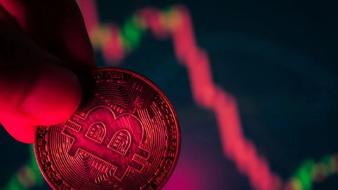 Giá Bitcoin bất ngờ lao dốc mạnh