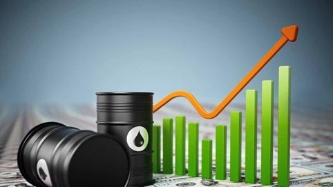 Giá dầu thế giới tăng cao