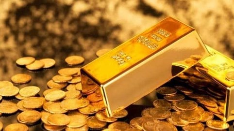 Giá vàng hôm nay ngày 28/2/2022: Vàng thế giới tăng dựng đứng, trong nước đứng im
