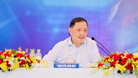 Chủ tịch Phát Đạt đăng ký mua 3 triệu cổ phiếu PDR