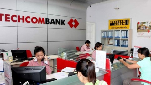 Khách hàng Techcombank bất ngờ khi tài khoản hụt 100 triệu đồng