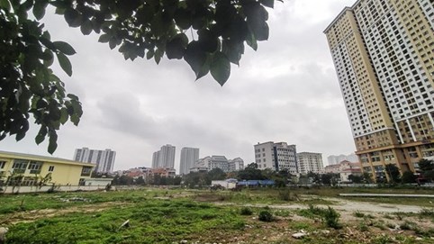 Dự án trăm tỷ của Công ty Đông Đô bỏ hoang chục năm do thành phố Hà Nội chậm giải quyết chính sách?