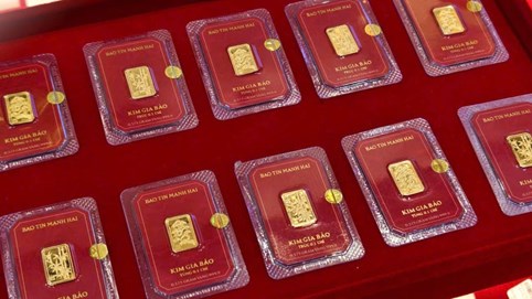 Giá vàng hôm nay 20/3: Vàng miếng SJC giảm gần 7 triệu/lượng