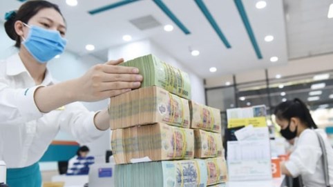 Loạt ngân hàng tăng lãi suất cho vay